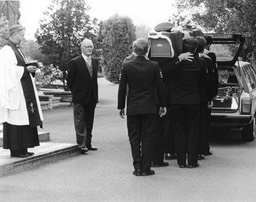 2CONSTTMAY1983FUNERAL
